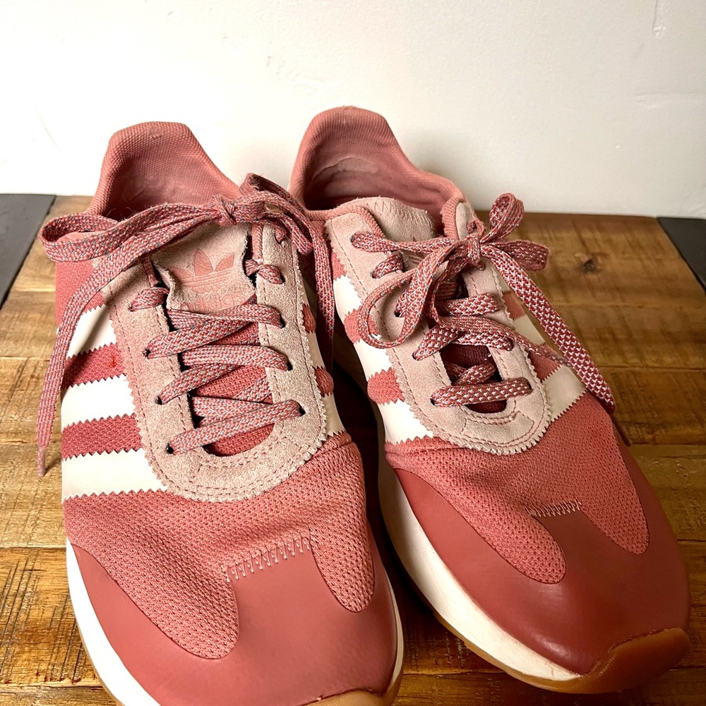 Adidas Originals Flashback Sneakers in the Raw Pink/White Colorway - Picture 10 of 11